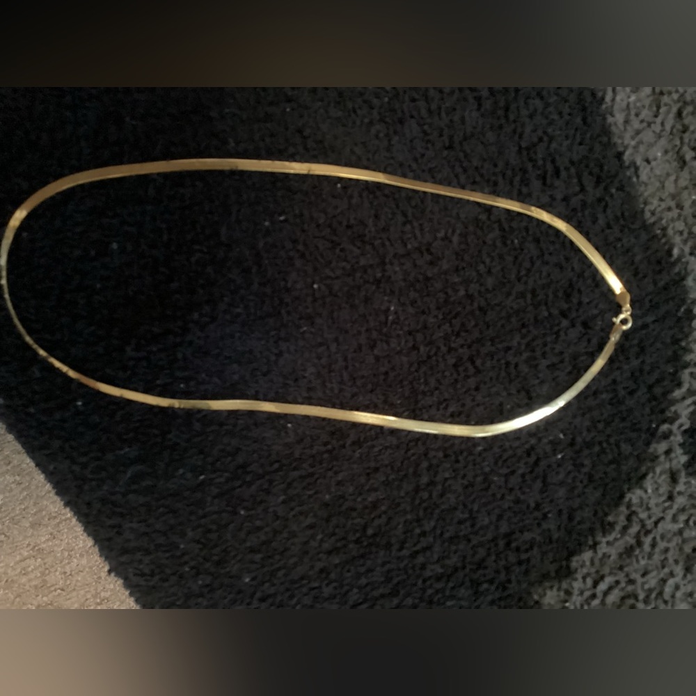 Elegant Gold Necklace